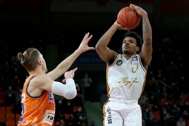 设施更为成 设施更为成