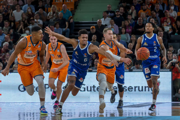 中寻找出路 中寻找出路