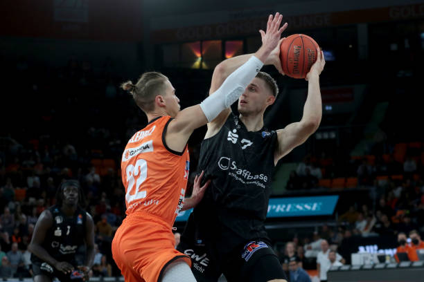 虽然距离榜 虽然距离榜